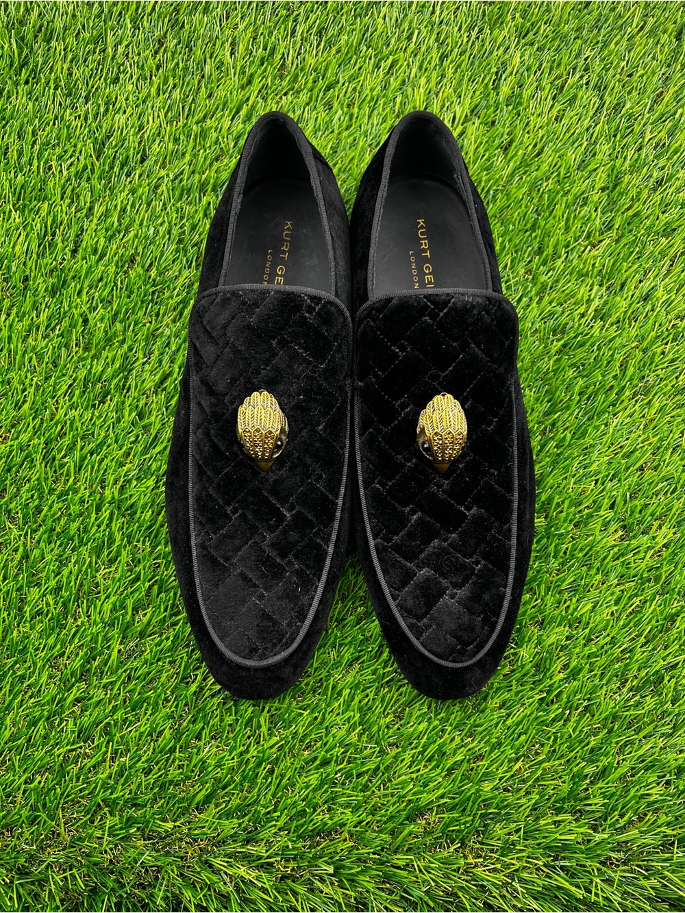 Kurt Geiger London Hugh Golden Eagle Loafer Men’s Black Velvet Dress Shoes 11.5